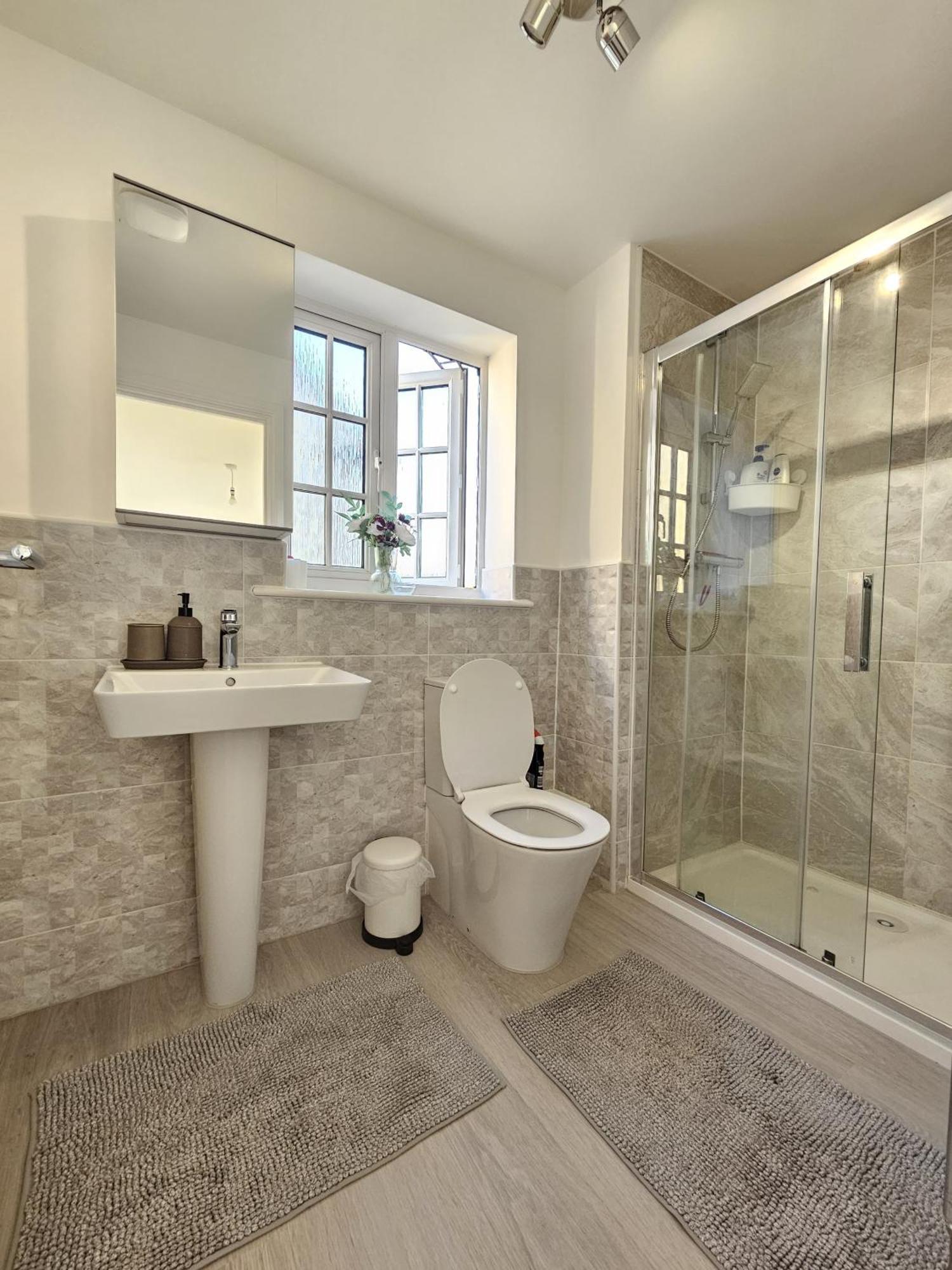 Bicester Kingsmere Accommodation With Ensuite Eksteriør bilde
